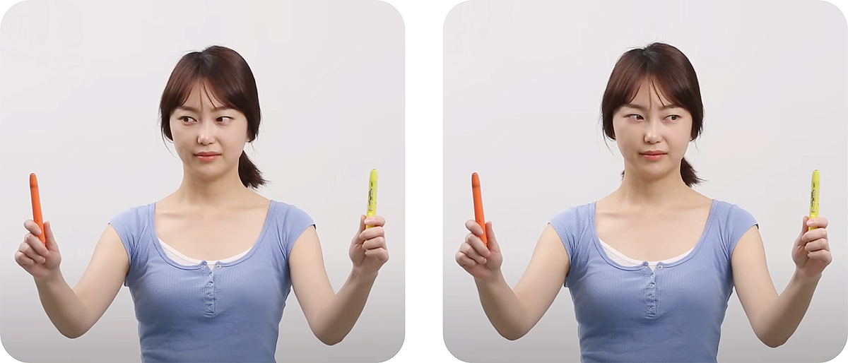 양 손에 물체를 들고 고개를 고정한 채 양쪽을 번갈아 바라보는 사람의 상반신 두 장.